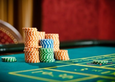 nmax4d login app interface displaying live roulette game and chat